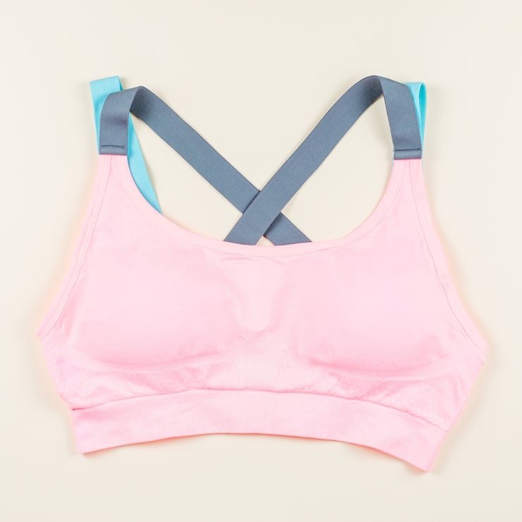 woman-sport-bra-sport-fashion-concept-flat-lay_151851-826 - Copy